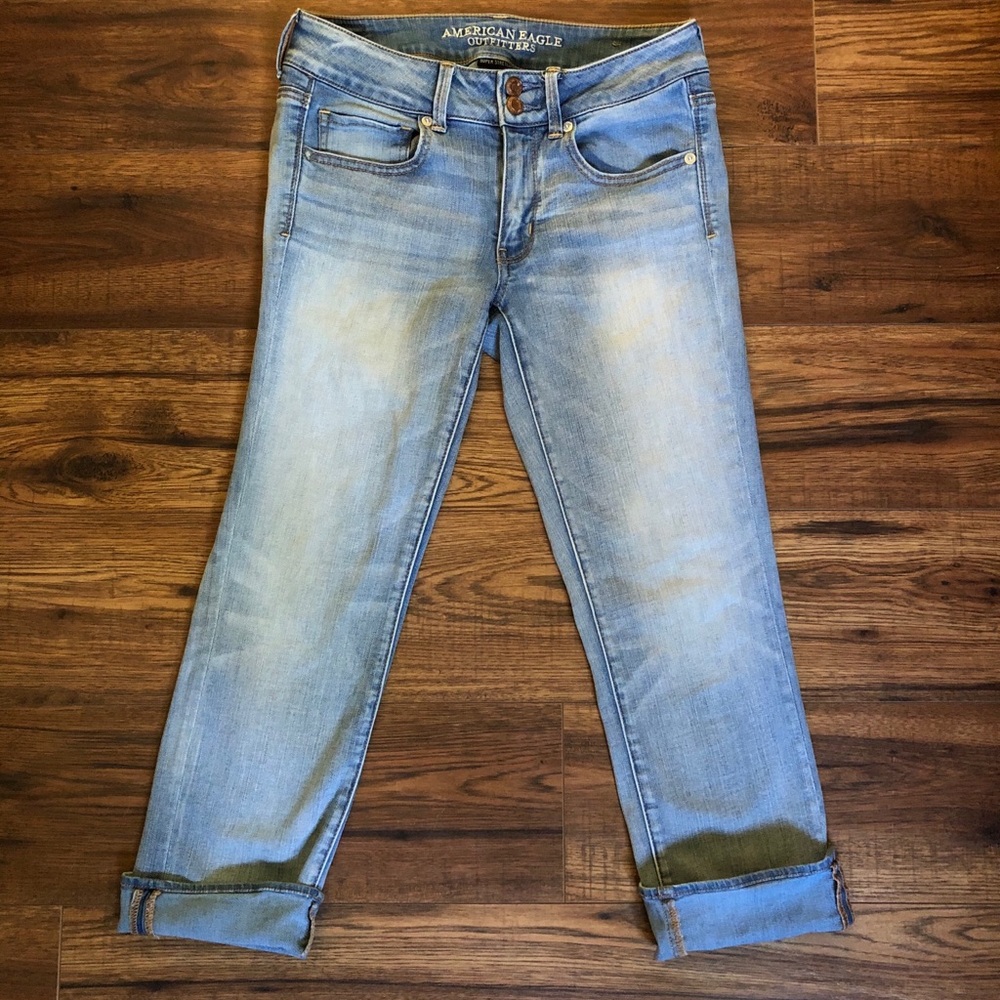 *2/20$* American eagle artist crop-stretch.